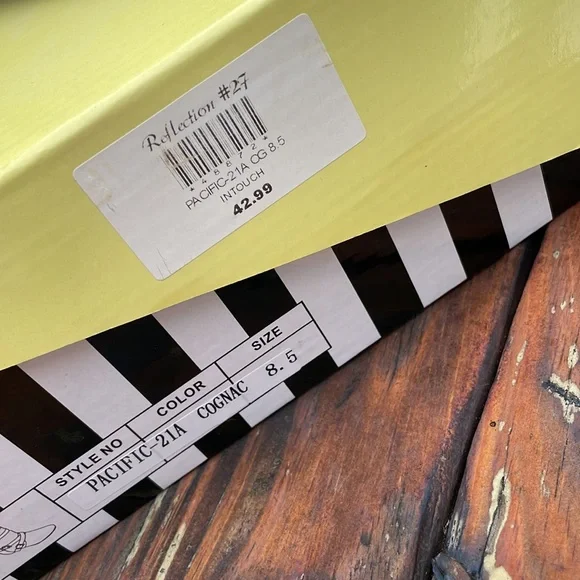 Chase & Chloe 🤎 booties - Picture 4 of 8